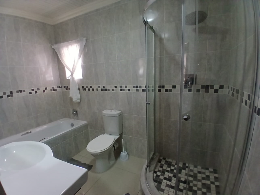 To Let 4 Bedroom Property for Rent in Fichardt Park Free State